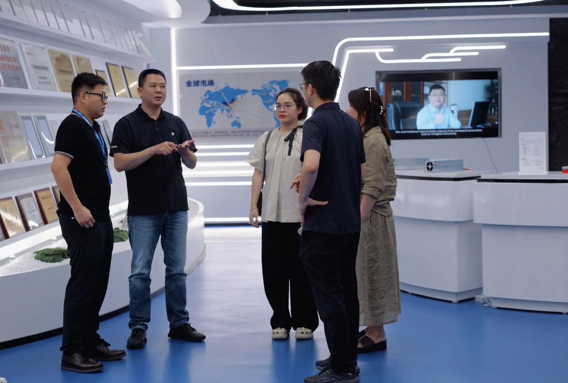 李總介紹企業(yè)1